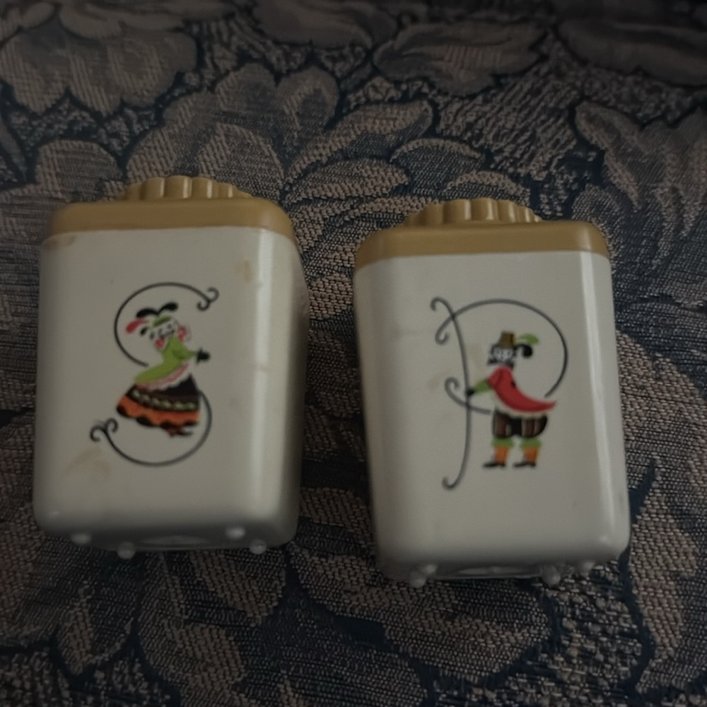 Vintage Salt and Pepper Shakers. Sterite plastic S&P shakers